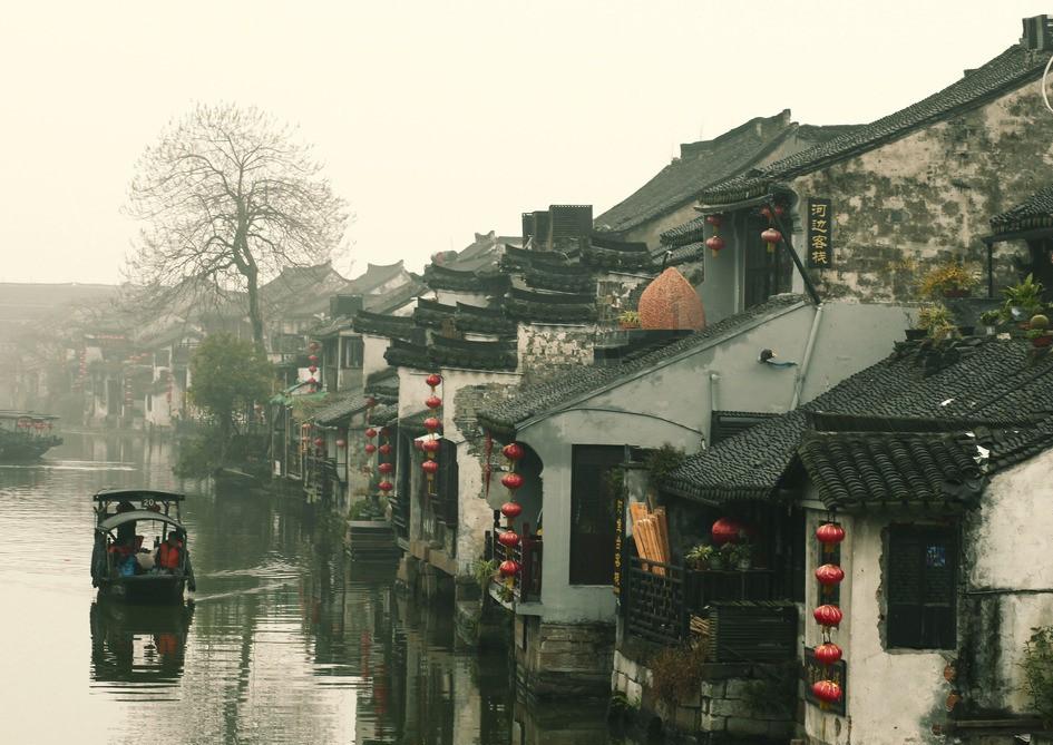 相扑选手大跳跃